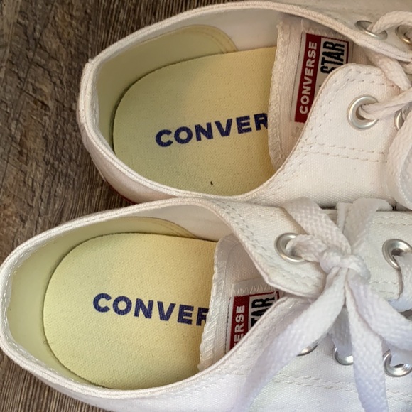 Converse - Picture 3 of 5
